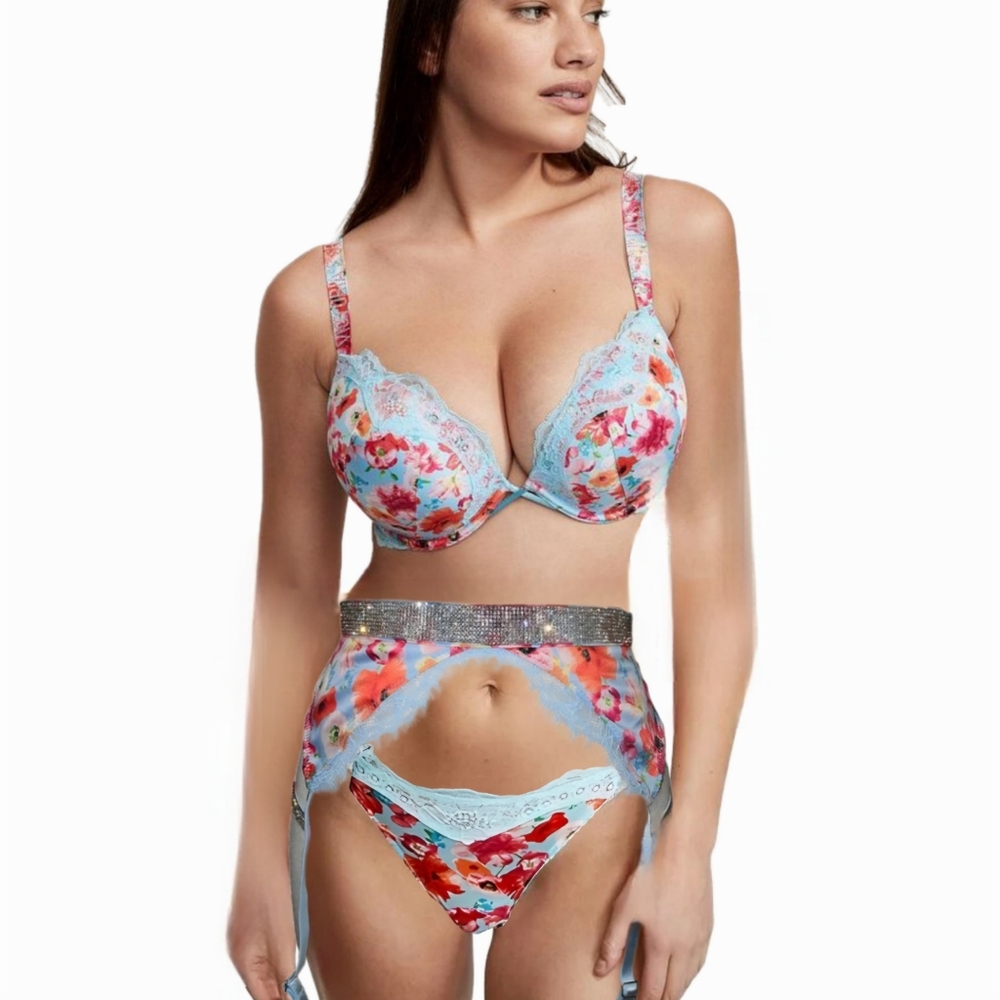🆕Shine Strap Bombshell, Garter Belt & Cheeky Set by Victoria's Secret 32D/Small